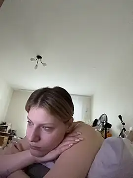 دردشة MaryHiggins الجنسية المباشرة