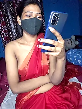 Pertunjukan Kamera Web Priya_04