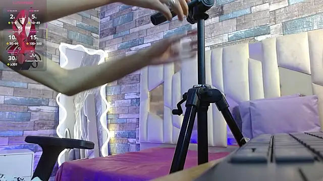 Show modela osamu_tay na web-kameri