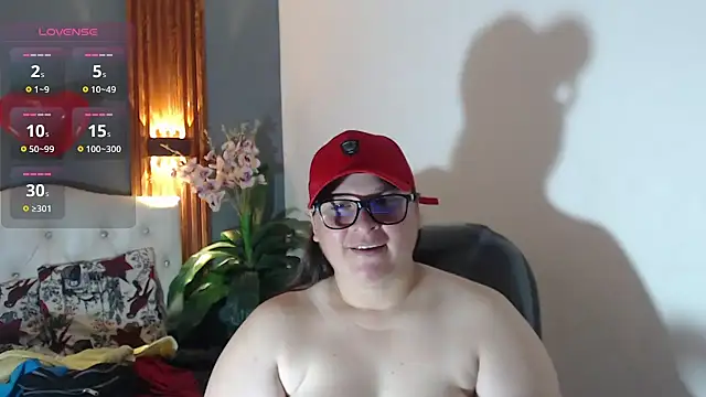 katty_femdom Show in webcam