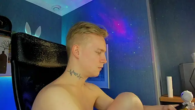 AlexxSweet: онлайн-секс-чат