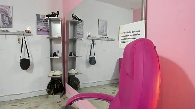 CAMILA--REYn Live XXX chat