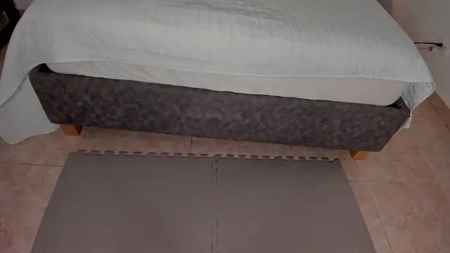 Selhenah Chat XXX in diretta