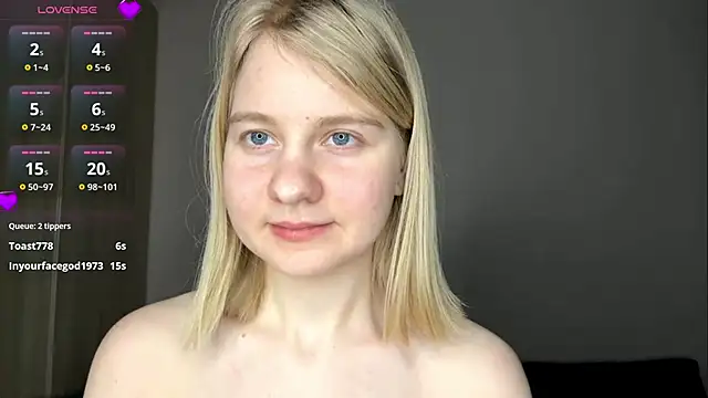 OdelinaFickenn Webbikameraesitys