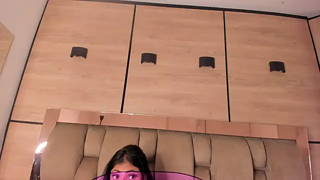 karol_lewiss Chat XXX in diretta