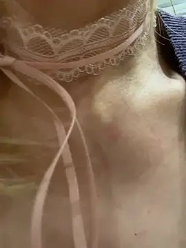 XXX chat uživo modela MollyStory