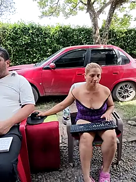 Chat XXX en directo de hotandfierylatinos2023