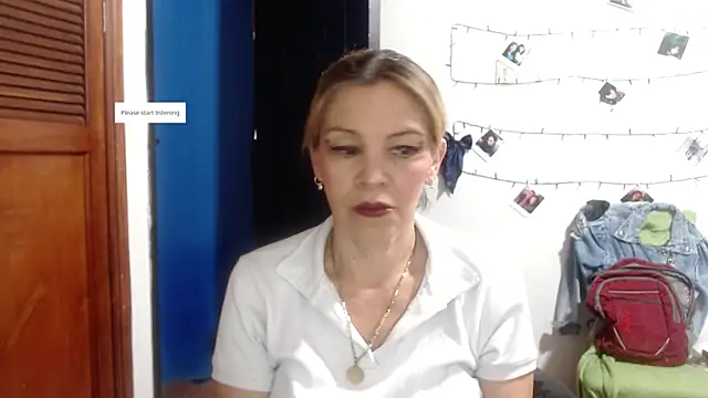 Chat XXX en directo de electra-mommy