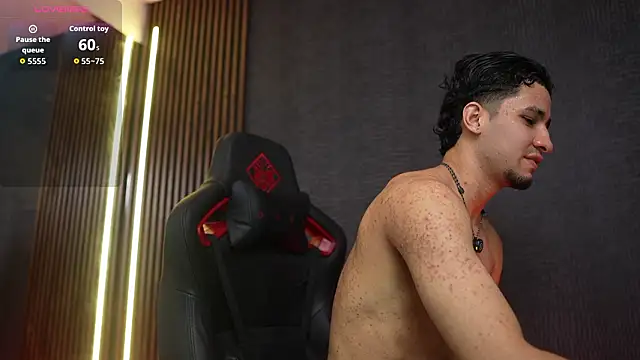 JakeMoxley Chat XXX in diretta