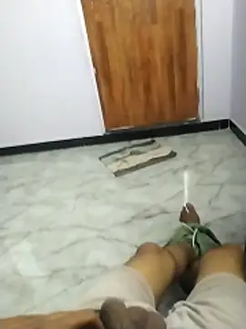 PracticalGum40 Chat XXX in diretta