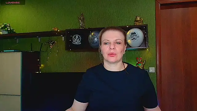 VeronikawGoldのライブXXXチャット