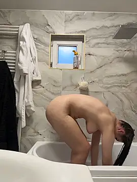 Živý XXX chat Lucy_doll22