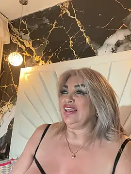 scarlett_sexx69's Live XXX Chat