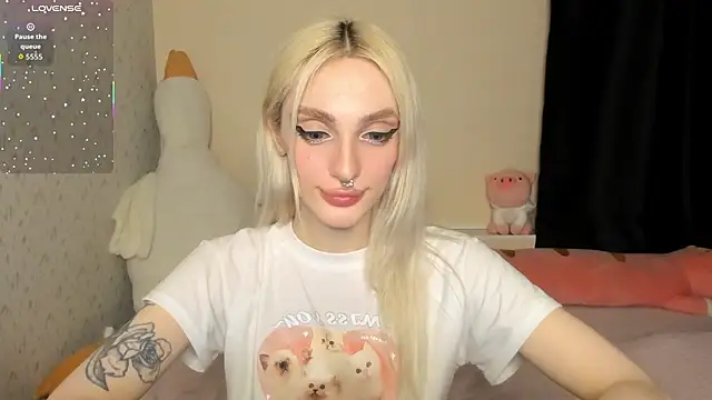 Chat +18 de succubantra ao vivo