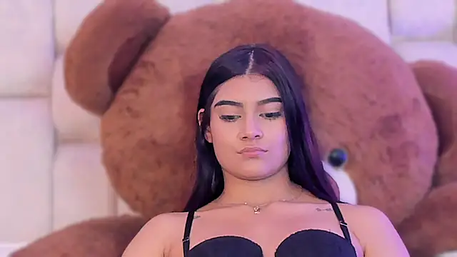 Онлайн чат XXX KatherineRuiz_