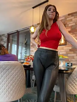 عرض كام didihairypussy