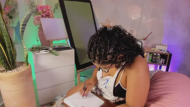 Nicolemorelli2 Live XXX-chat