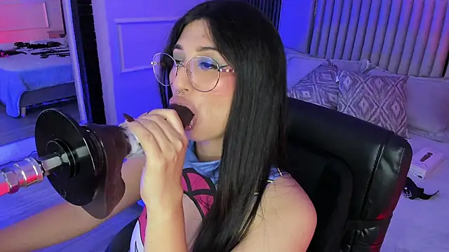 Chat +18 de Gabrielakassi ao vivo