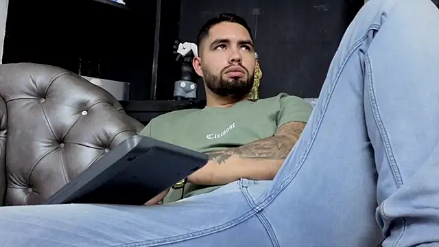 matteosantos Live XXX-Chat