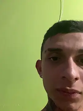 fran777775 网络视讯表演