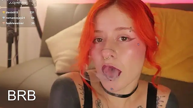 Daarlene Chat XXX live