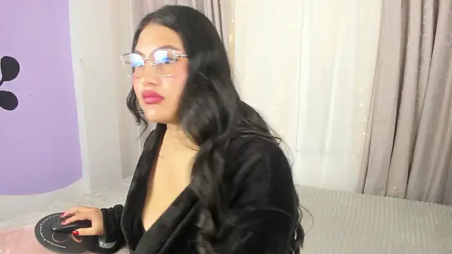 Little_Ivy's Live XXX Chat