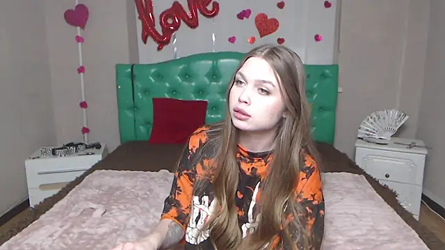 LaraPika Live XXX Chat