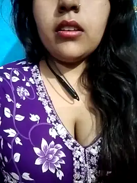 Love-VeronicaのライブXXXチャット