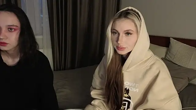 XXX chat uživo modela gollytiana