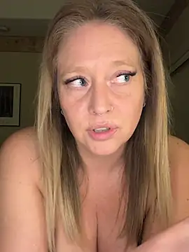 MissyLovelace Live XXX-Chat