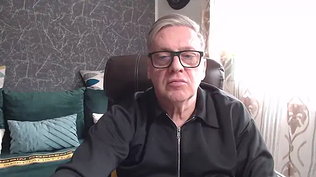 RobertStripX Show Webcam