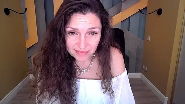 แชท XXX สดของ EllaLong