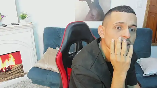 Онлайн чат XXX JACOB_RACHELL