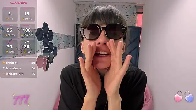 Chat +18 de Valery_More__ ao vivo