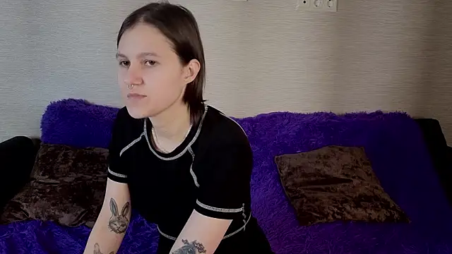 MirthfulUnseen élő XXX-chatje