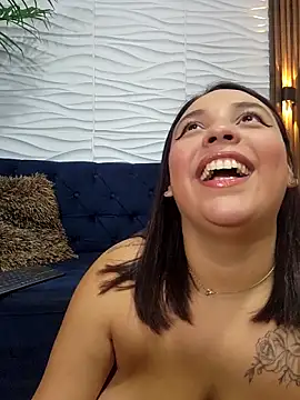 LizzRouseのライブXXXチャット