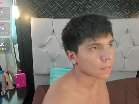 Thiago_Kozak Webcam-Show