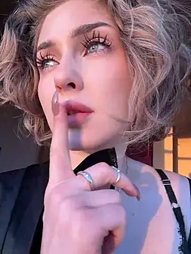 Chat +18 de KellyKeler ao vivo