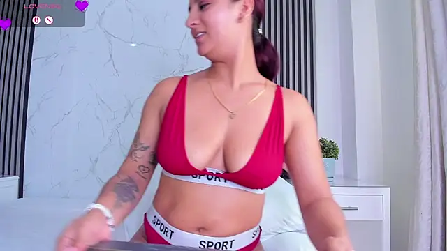 Chatroom XXX en direct de JackAndRosse_