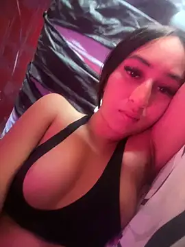 Chatroom XXX en direct de RAKEL37