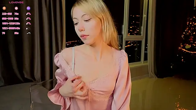 Chat +18 de UWU_flower ao vivo