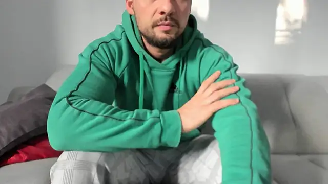 guardian_angel1991 网络视讯表演