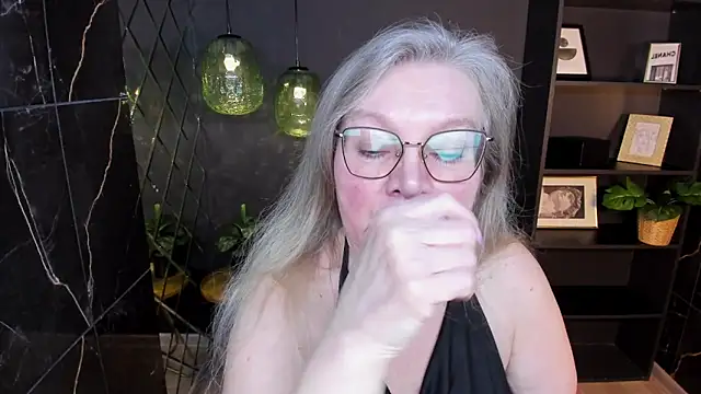 NataliMellow Chat XXX live