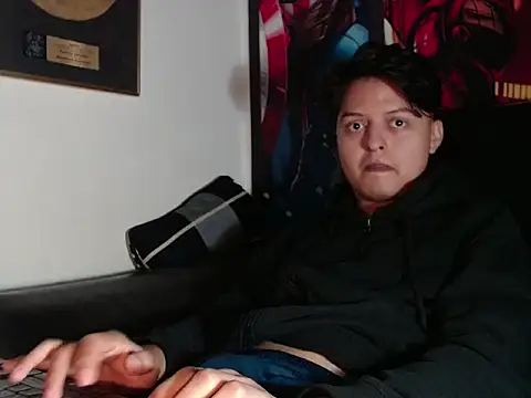 Chatroom XXX en direct de Kevin_Charless