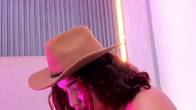 Show modela VanessaLanz na web-kameri