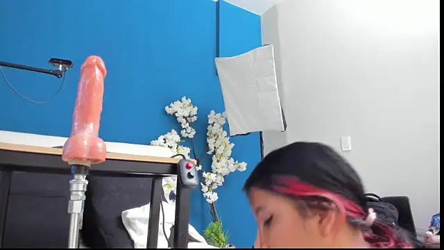 letty_straus 现场XXX聊天