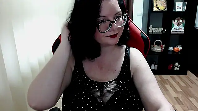 MissTroublle's Live XXX Chat