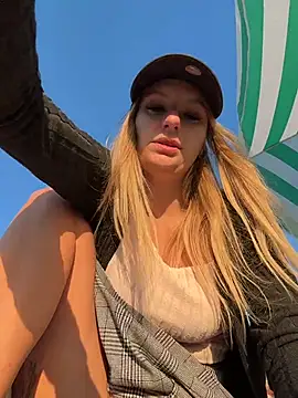 Betsy's Live XXX Chat