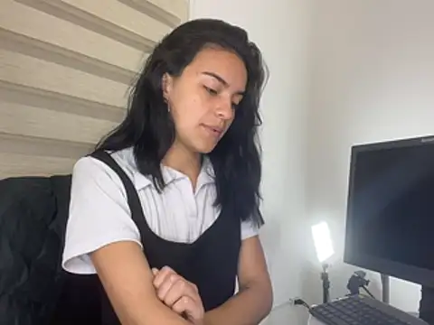 bliinkii_and_luka_'s Webcam Show