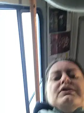 Show modela Meliss_Official9 na web-kameri